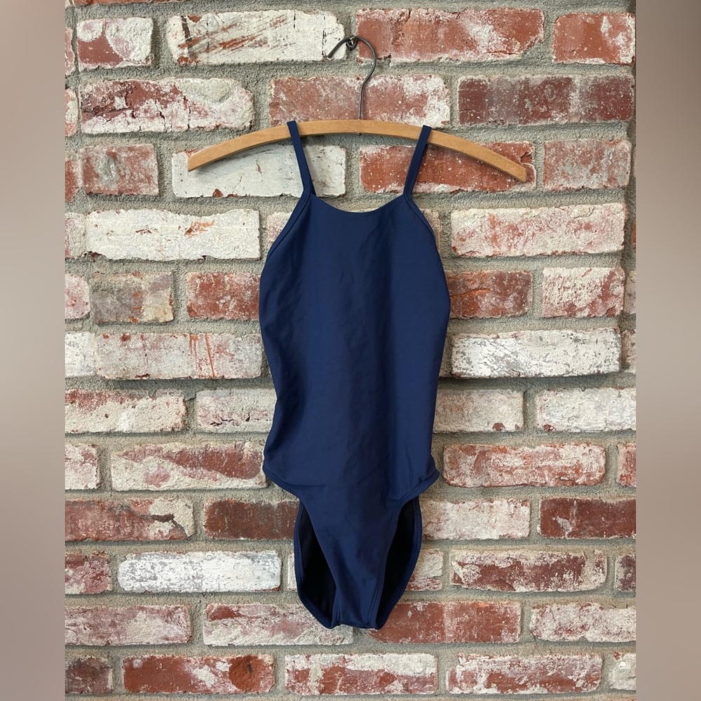 JOLYN Hayden Swimsuit 28
Navy blue fixed back practice suit
